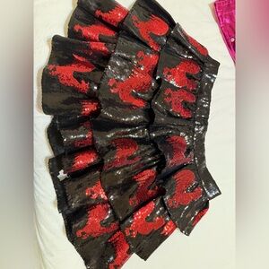 Queen of Sparkles - Black & Red Sequin Rooster Skort | $75 | L | NWT |